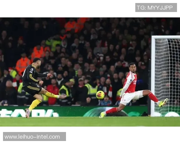 中超赛场惊现历史冷门本菲卡逆转曼联上演4-3绝杀盛宴 中超赛场惊现历史冷门本菲卡逆转曼联上演4-3绝杀盛宴